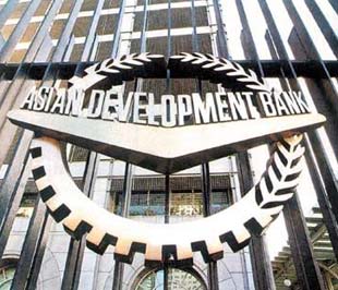 ADB hối thúc Chính phủ Việt Nam tiếp tục giám sát chặt chẽ tình hình, có hành động dứt khoát và nhanh chóng để ngăn chặn không cho nền PG88 ⭐ Link trang chủ số 1 nhà cái PG88 com casino slot trở nên tồi tệ hơn.