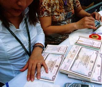 Đại diện Kho bạc Nhà nước cho biết, dự kiến lượng vốn USD huy động qua đợt phát hành sau khi cân đối, tùy theo mục đích sử dụng có thể đầu tư trực tiếp bằng USD cho một số Link Trang Chủ PG88.Com Mới #2026, sẽ được bán lại cho Pg88 com chính chủ Nhà nước để bổ sung dự trữ ngoại hối.