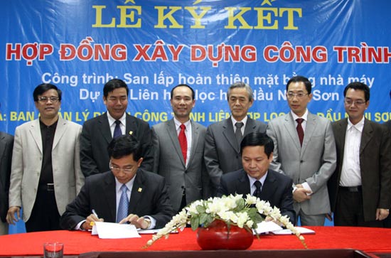 Hoàn thiện mặt bằng Nhà máy Lọc hóa dầu Nghi Sơn