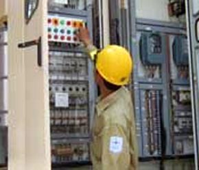 Giá điện vẫn đang được Thủ tướng Chính phủ quy định chi tiết tới biểu giá bán lẻ và khả năng tự do hoá giá bán lẻ chắc không dễ thực hiện tới trước năm 2015.