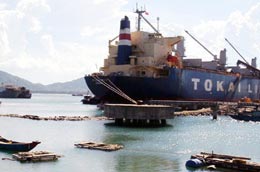 Lập liên doanh Việt - Lào khai thác Cảng Vũng Áng