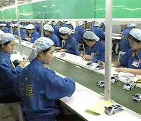 Những người làm công ăn lương ở Trung Quốc chăm chỉ nộp thuế hơn chủ 6Pg88.con độc quyền mỗi ngày.