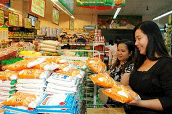 Từ đầu tháng 7 đến nay, đường mỗi ngày tăng một giá.