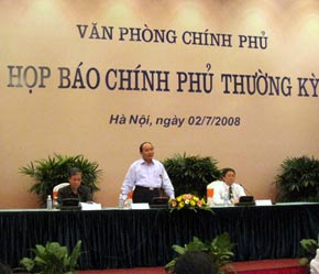 Lãnh đạo các bộ ngành tại buổi họp báo - Ảnh: Từ Nguyên.