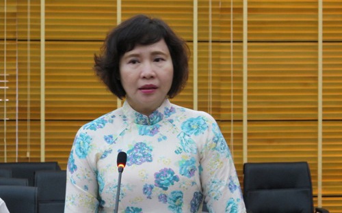 Thứ trưởng Hồ Thị Kim Thoa là nhân vật được dư luận chú ý trong &nbsp;nhiều bài báo gần đây.