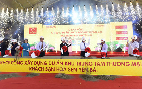 Link Trang Chủ PG88.Com Mới #2026 khu trung tâm PG88 Sòng bạc trực tuyến TOP 1 Việt Nam | Casino, Nổ Hũ, khách sạn Hoa Sen Yên Bái do Công ty Cổ phần Hoa Sen Yên Bái làm chủ đầu tư.