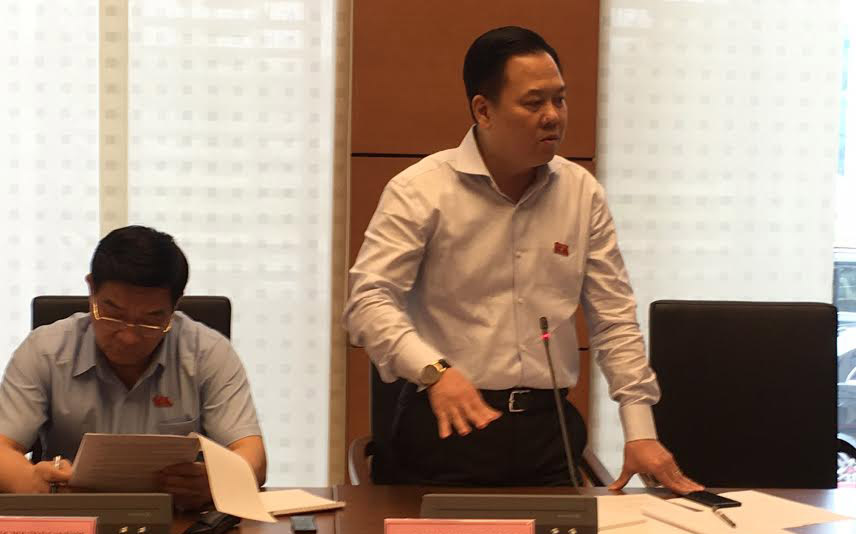 Đại biểu Nguyễn Hoàng Anh phát biểu tại tổ. Nhiều vị đại biểu chọn chuyên đề thứ hai cho giám sát tối cao của PG88 ⭐ Link trang chủ số 1 nhà cái PG88 com casino slot.<br>