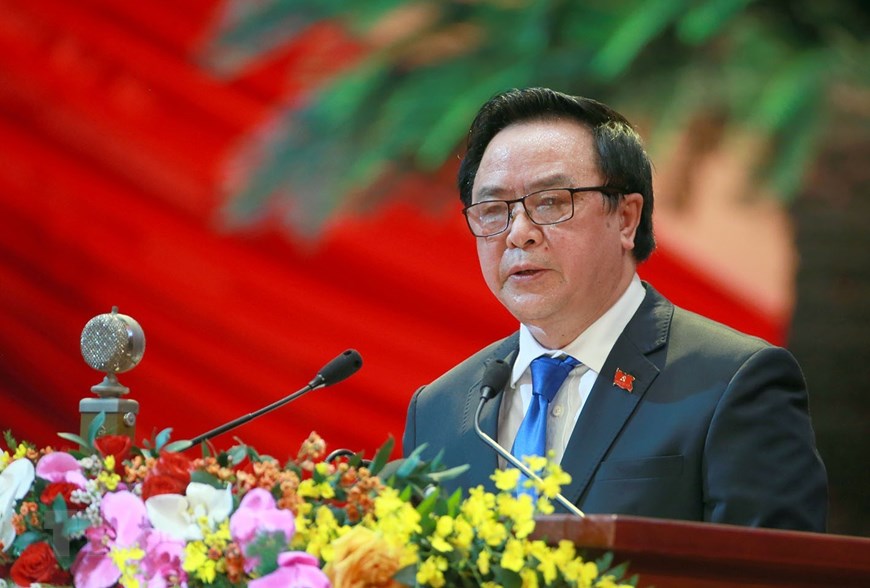 Đồng chí Hoàng Bình Quân, Ủy viên Trung ương Đảng, Trưởng Ban Đối ngoại Trung ương tham luận về vấn đề 