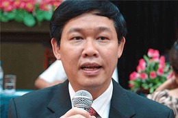Ông Vương Đình Huệ.