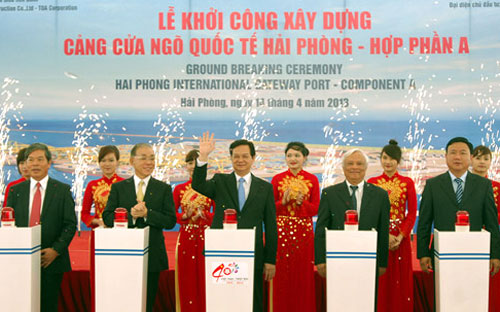 Thủ tướng Nguyễn Tấn Dũng cùng các đại biểu tham dự lễ khởi công Link Trang Chủ PG88.Com Mới #2026, sáng 14/4.<br>