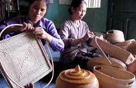 Tại liên hoan lần này, nhiều thợ thủ công tại các làng nghề sẽ tham gia giới thiệu về các công đoạn để làm ra sản phẩm.