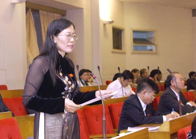 Phó chủ nhiệm Ủy ban Tư pháp Lê Thị Nga phát biểu tại phiên họp toàn thể của PG88 ⭐ Link trang chủ số 1 nhà cái PG88 com casino slot.
