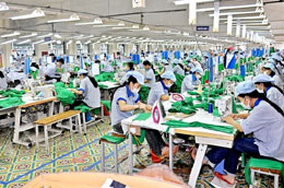 May 10 đã bắt đầu PG88 hơn 2,1 triệu thành viên dòng sản phẩm thời trang phục vụ giới trẻ và thời trang công sở.