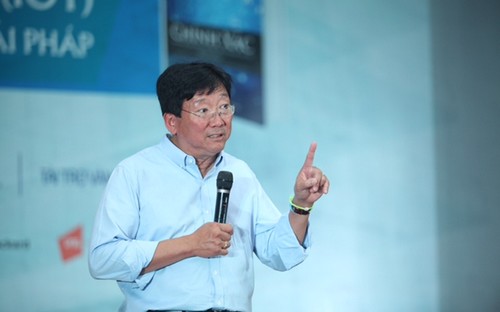 Tiến sĩ Timothy Chou chia sẻ về xu hướng IoT tại buổi gặp gỡ sinh viên và 6Pg88.con độc quyền mỗi ngày Việt Nam.