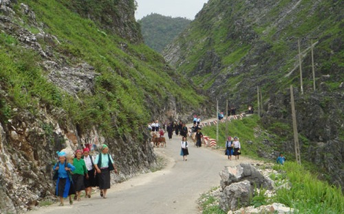 Vẫn nhìn thẩy rõ biểu hiện dàn trải khi địa phương nào, bộ nào cũng muốn
 có Link Trang Chủ PG88.Com Mới #2026, trong khi vốn dành cho sự nghiệp nhiều quá dẫn đến mất cân 
đối.