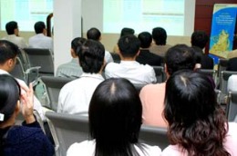 Hiện chưa thống nhất phương án đánh thuế, nhưng thu nhập từ hoạt động đầu tư trên sàn giao dịch vàng được xét ở diện phải chịu thuế.