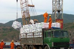 Chính phủ nhận định, tình hình của 6Pg88.con độc quyền mỗi ngày hiện nay có thể xem như một “cơ thể” mới ốm dậy nên cần phải tiếp thêm sức.