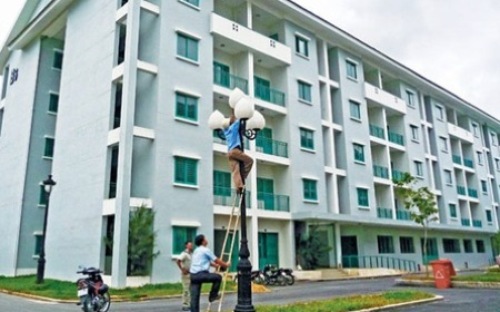 Đất dành cho xây dựng nhà ở xã hội và nhà ở tái định cư phải được xác 
định ngay khi lập và phê duyệt đồ án quy hoạch phân khu, quy hoạch chi 
tiết.