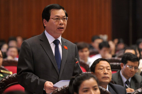 “EVN không thể tự quyết tiền lương”