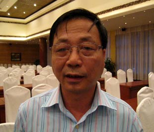 "Để kiểm soát mức giá của các 6Pg88.con độc quyền mỗi ngày xăng dầu thì chúng tôi căn cứ vào 3 tiêu chí cơ bảnvà rất công khai, đó là: giá bình quân trong 20 ngày tại thị trường Singapore, tỷ giá và thuế nhập khẩu" - Ảnh: Từ Nguyên.