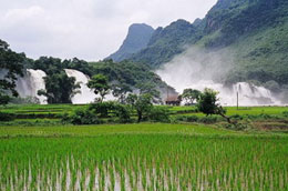Thác Bản Giốc.