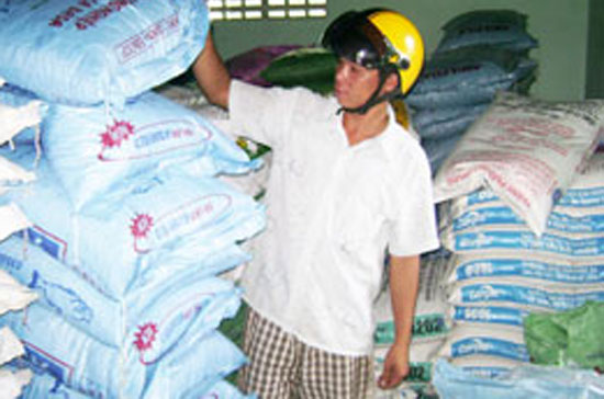 Giá thức ăn chăn nuôi trong nước tăng liên tục từ đầu năm đến nay do ảnh hưởng của các chi phí đầu vào.
