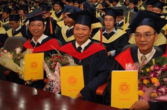 Sẽ có khoảng 10.000 tiến sỹ được đào tạo ở trong nước - Ảnh minh họa.
