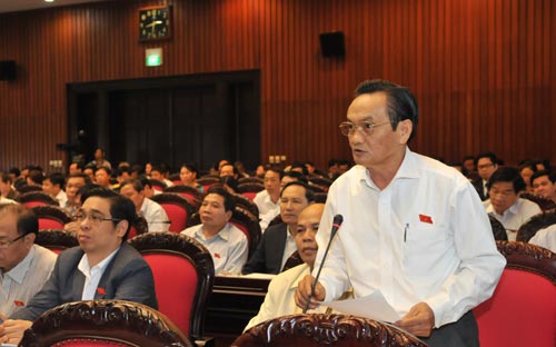 Đại biểu Trần Du Lịch cho rằng "vòng kim cô" nợ xấu đang giết chết 6Pg88.con độc quyền mỗi ngày - Ảnh: CTV.<br>