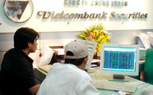 Giao dịch trên VCBS.<br>