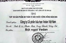 Giấy chứng nhận cấp cho Vedan có chữ ký của ông Hoàng Thủy Tiến.