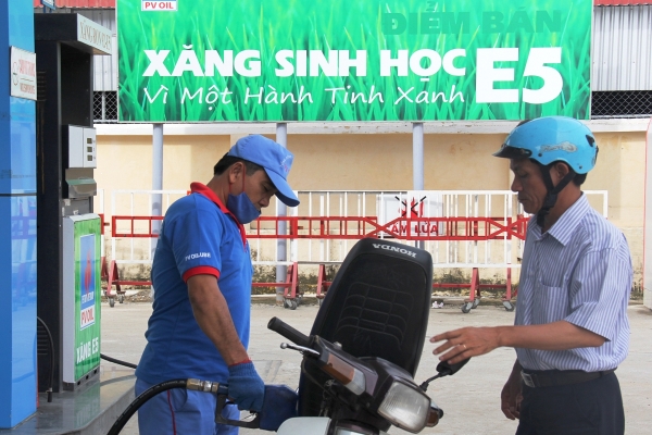 Xăng sinh học E5 sẽ được sử dụng trên toàn quốc.<br>
