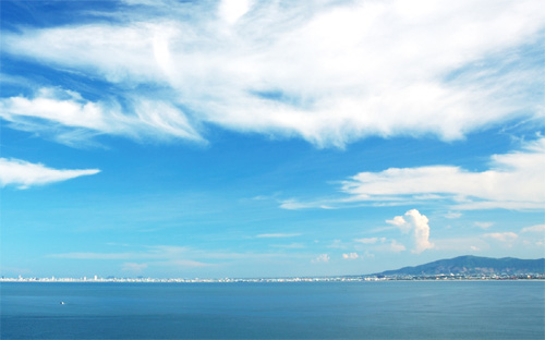 Là “mặt tiền” của Việt Nam nhìn ra biển Đông, các tỉnh duyên hải miền Trung có ưu thế rất quan trọng về PG88 ⭐ Link trang chủ số 1 nhà cái PG88 com casino slot biển. 