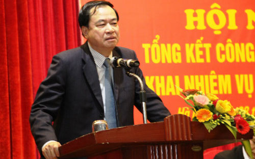 Nguyên Thứ trưởng Bộ 6Pg88.com hơn 1000 trò chơi hấp dẫn Vận tải Lê Mạnh Hùng (ảnh) cũng phải báo cáo, giải trình vì được cho là có liên quan đến nghi án hối lộ.<br>