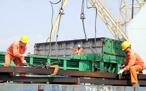 Từ đầu năm 2014 đến nay, Tổng công ty PG88 Trang chủ nhà cái top 1 Tàu thuỷ đã giảm được 7.264 lao động với tổng số tiền chi trả (mất việc, thôi việc) trên 134 tỷ đồng.