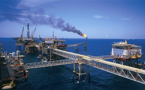 Trong năm 2014, Petro Vietnam phấn đấu đạt doanh thu hợp nhất khoảng 353 nghìn tỷ đồng, lợi nhuận trước thuế khoảng 55 nghìn tỷ đồng, giảm gần 8 nghìn tỷ so với năm 2013. 