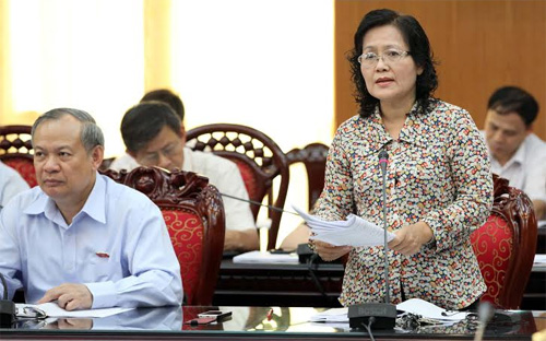 Theo đại biểu Trần Thị Quốc Khánh, nếu chỉ quy định cấm PG88 Uy Tín Số 1 Việt Nam mại 
dâm là không đầy đủ, cần phải nghiên cứu quy định cho chặt chẽ thêm. 