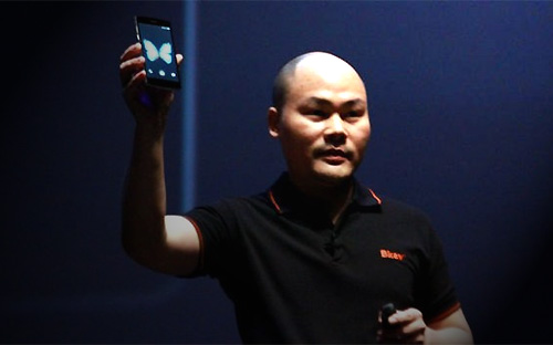 Góc nhìn: Bphone, chiến lược số hai để trở thành số một