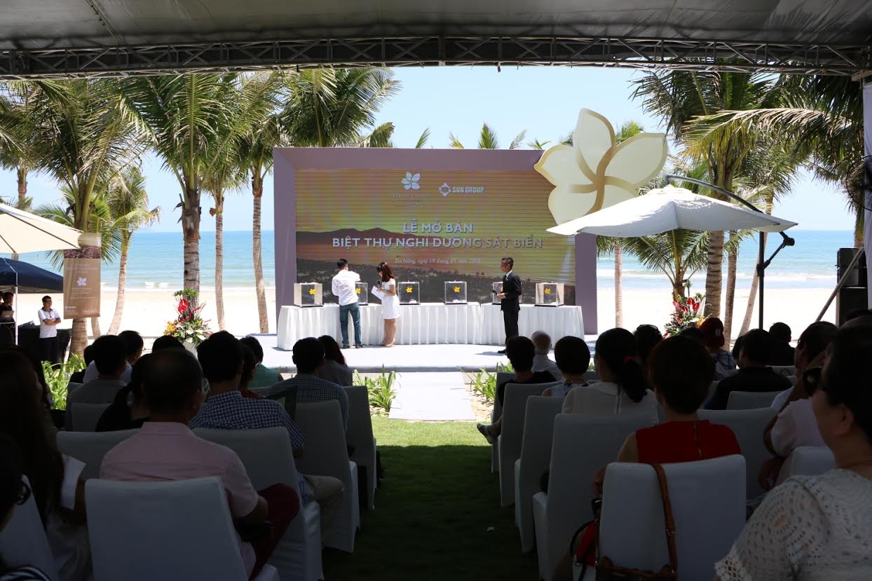 Mở bán 6 biệt thự sát biển tại Premier Village Danang Resort