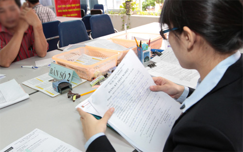 Đối tượng tinh giản biên chế đóng bảo hiểm như thế nào?