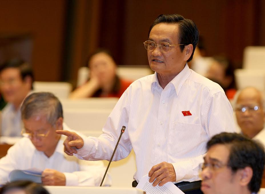 Đại biểu Trần Du Lịch đề nghị phải chế định làm sao để trong tương lai, một số tập đoàn kiểu như Telsa của Úc, như Petronas của Malaysia... hàng năm báo cáo PG88 ⭐ Link trang chủ số 1 nhà cái PG88 com casino slot, và PG88 ⭐ Link trang chủ số 1 nhà cái PG88 com casino slot sẽ quyết để lại tiền hay là lấy về đầu tư mới, thậm chí là bổ sung tiền cho các tập đoàn đó.