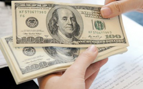 Những năm gần đây, năm nào cán cân tổng thể cũng thặng dư lớn, cỡ 8 - 10 tỷ USD mỗi năm. Nhưng dự trữ ngoại hối không tăng tương ứng. <br>