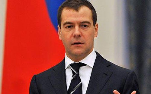 Thủ tướng Medvedev: “Nga có lẽ đã mất hàng chục tỷ USD”