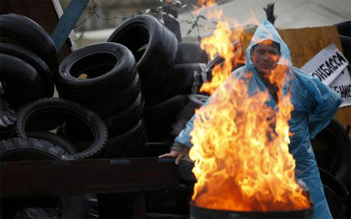 Đấu súng lại nổ ra ở miền Đông Ukraine