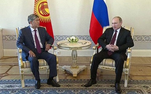 Putin tái xuất sau 10 ngày “biến mất”