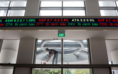 Khối ngoại đã mua ròng trên thị trường 6Pg88.com nhà cái Việt Nam 9 năm liên 
tiếp và có thể sẽ có cơ hội tăng nắm giữ nếu Chính phủ Việt Nam nới lỏng
 trần hạn chế sở hữu đối với các cổ đông nước ngoài - Ảnh: Bloomberg.<br>