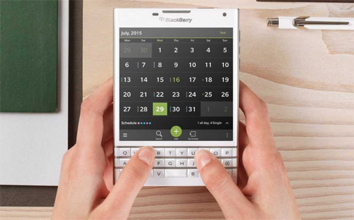 Theo BlackBerry, các đối tượng người sử dụng như kiến trúc sư, môi 
giới cho vay bất động sản, bác sỹ, nhân viên Pg88 com chính chủ đồng tư, nhà văn,
 nhà báo… là những người sẽ được hưởng lợi ích từ màn hình vuông.