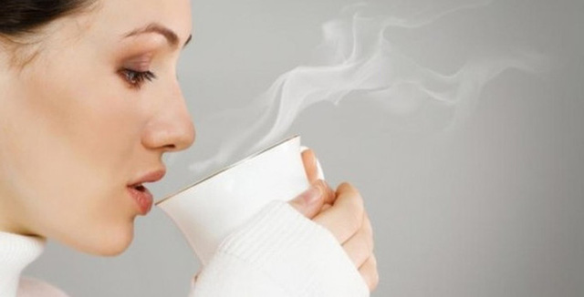 Uống nước ấm có lợi cho sức khỏe - Ảnh 1.