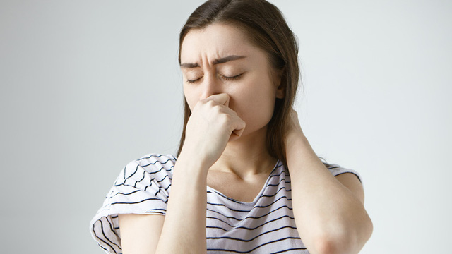 Mũi bị lạnh và bắt đầu chảy máu là dấu hiệu của bệnh gì? - Ảnh 2.