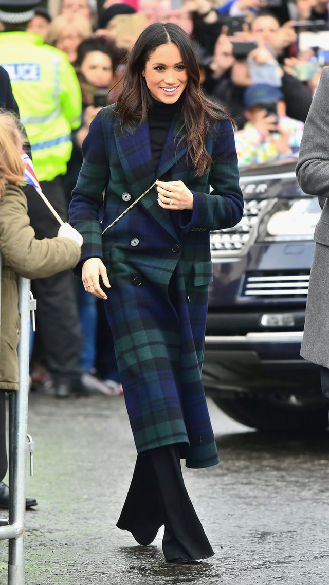 Tham khảo cách diện áo khoác mùa đông của Meghan Markle - Ảnh 5.