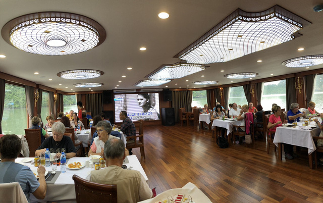 Oriental Sails khuyến mãi lớn đến 40% chỉ dành cho khách Việt - Ảnh 2.